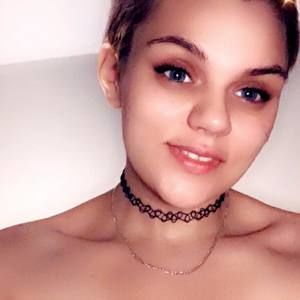 Meet your Posher, Shaleene